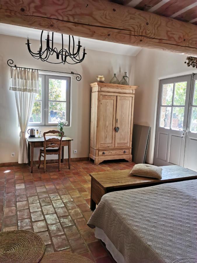 Les Anes De Petit Jean Hotel Pierrefeu-du-Var Luaran gambar