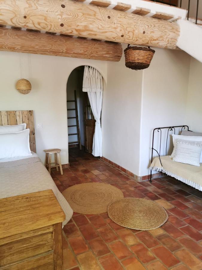 Les Anes De Petit Jean Hotel Pierrefeu-du-Var Luaran gambar